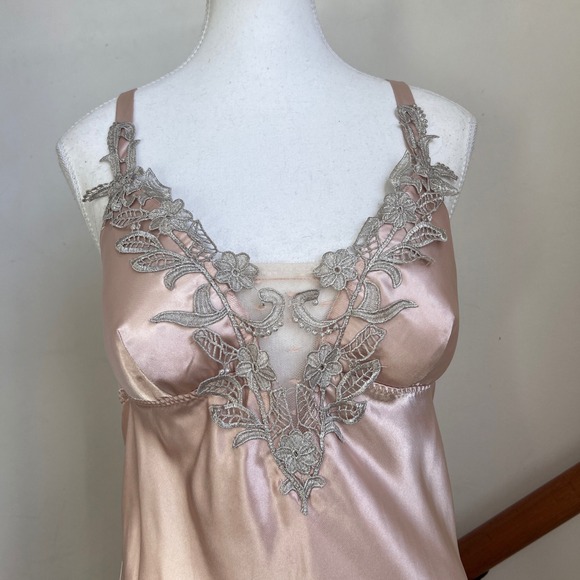 Vintage Nightgown Slip Dress Size M Satin Lace Romantic Fairy Maxi Chemise Y2K - Picture 9 of 10